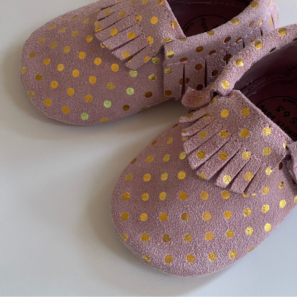 Bird Rock Baby Confetti Blush Pink and Gold Dots Moccasins Sz 6.5 Girl’s Fringe - Picture 6 of 15